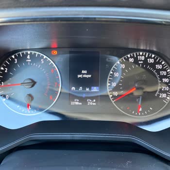 Renault Clio Akü Şarj Şikayet