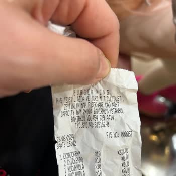 Burger King Aşırı Bayat Ekmek