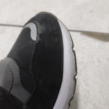 Üretim Hatalı Hummel Ayakkabı