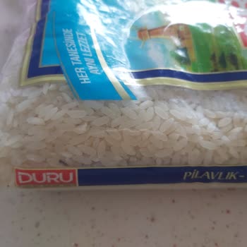 Hiç Açılmamış Duru Pirinç Paketinde Böcekler Çıktı.