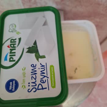 Pınar Et ve Süt Süpermarketten Alınan Peynirin Küflenme Sorunu