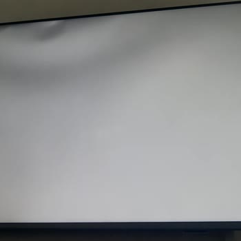 PHILIPS TV Philips Televizyonumda Siyah Lekeler Var