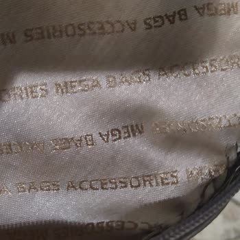 Megacanta (Instagram) İstenmeyen Yorumları Kaldırıp Hata Kabul Etmiyorlar!