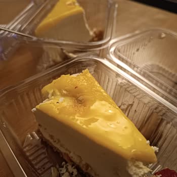 Yadigar Pasta Cafe Bayat Ve Küflü Ürün Gönderimi