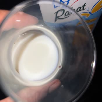 İçim Süt ve Süt Ürünleri İçim Laktozsuz Sütten Böcek Çıktı