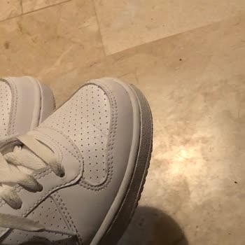 Koray Spor İlk Giymede Önü Kırışan Ayıplı Mal