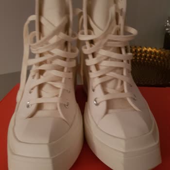 Şikayetim Var Yeni Sezon Converse