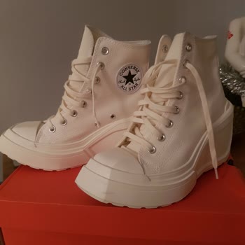 Şikayetim Var Yeni Sezon Converse