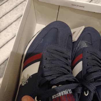 FLO Ayakkabı Renk Atma Sorunu