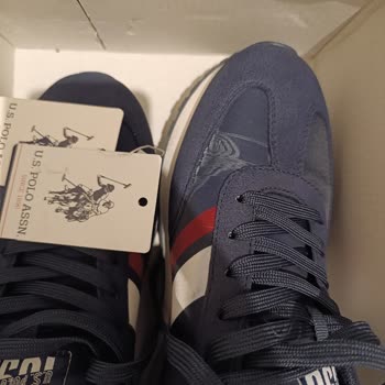 FLO Ayakkabı Renk Atma Sorunu