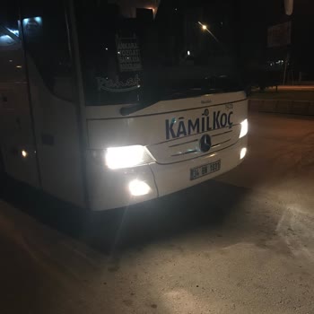 Kamil Koç Sabahın 5.20 Sinde Afyon Otogara Girmedi Yolda Bıraktı