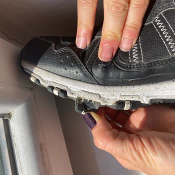 Skechers Ürününün Peşinde Değil Ve Bizi Mağdur Ediyor