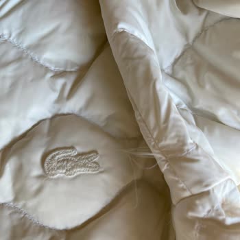 Lacoste Kusurlu Ürün Satıp, Değişim Kabul Etmeyip, İncelemeden Lekeli Ürün!