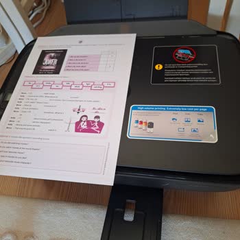 HP Ink Tank Yazıcı Pembe Yazdırıyor