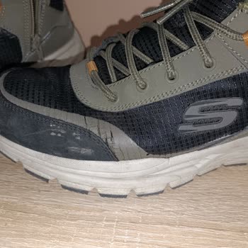 Skechers Yüksek Fiyat Düşük Kalite