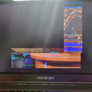 Monster Bilgisayar Fişe Taktığımda Dumanlar Çıkararak Yandı