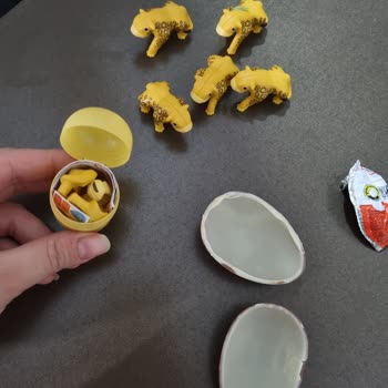 Kinder Surprise Yumurtadan Aynı Oyuncaklar Çıkıyor