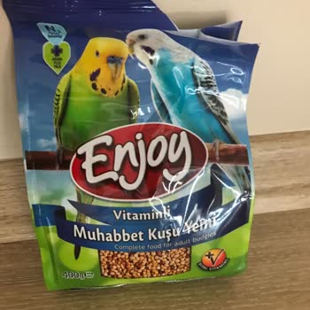 Şok Marketler Şok Enjoy Marka Kuş Yemi Kurtlu Çıktı.