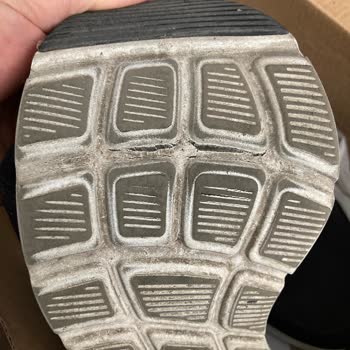 Skechers Spor Ayakkabısı Mağduru
