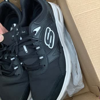 Skechers Spor Ayakkabısı Mağduru