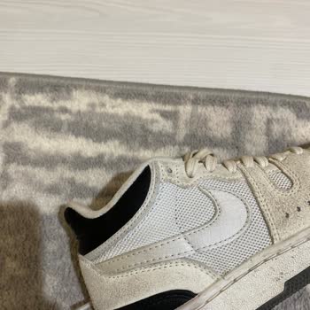 Wunder Yeni Ayakkabım Renk Değiştirdi