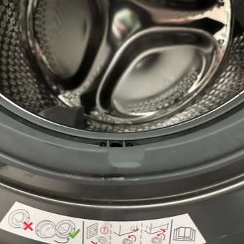 Garantisi Olan Arçelik 9124 N Mg İç Lastik Yırtığı Ve Yüzey Sorunu.