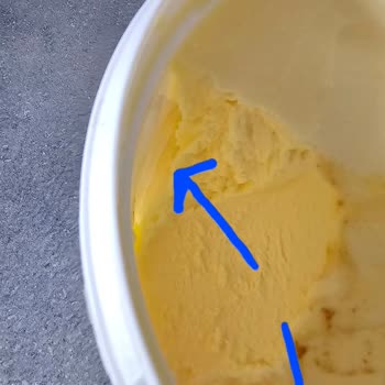 Karlıdağ Marka 750gr Tereyağı Kutusu Alt Kısmı Tamamen Boş Çıktı.