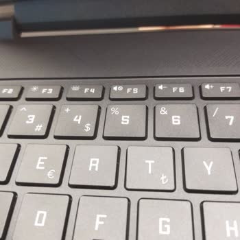 HP Defolu Ürün Sattılar