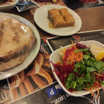 Konya Tandır İnsanları Zora Koşuyor 120 TL'lik Pide 300 Alıyor