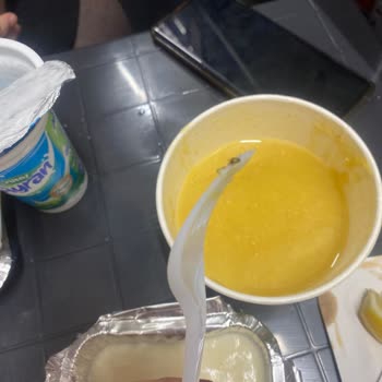 Anatolium Bursa AVM Lütfen İlgileniniz!? ;:'X