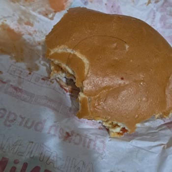 Doyuyo Hamburgerinde Uzun Saç Kılı