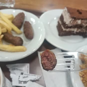 Kredi ve Yurtlar Kurumu İftarda Resmen Çiğ Et Yiyoruz!