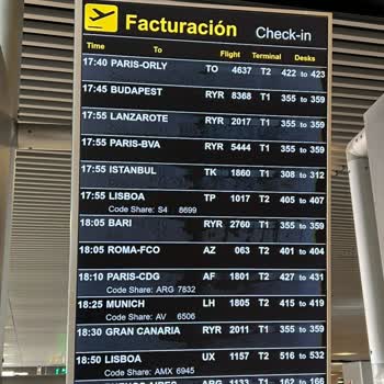 Pegasus Madrid Airport'da Kontuar Ve Uçak Kapı Bilgisinin Ekranlarda Olmaması