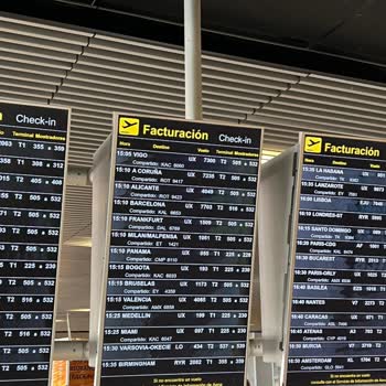 Pegasus Madrid Airport'da Kontuar Ve Uçak Kapı Bilgisinin Ekranlarda Olmaması