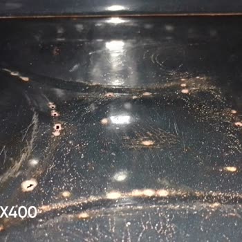 Hoover Marka Fırın Tabanında Oluşan Delikler