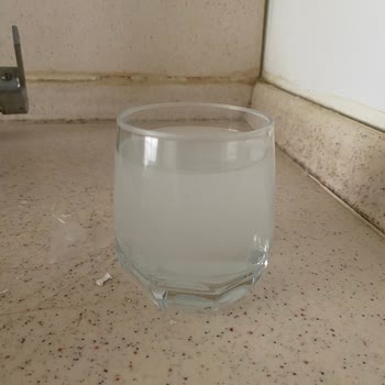 İBB - İstanbul Büyükşehir Belediyesi Sürekli Bulanık Akan Su