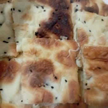 Perihan Abla Ev Yemekleri Su Böreği Küflüydü İşletme İse Kötü Bir Üslup Kullanıyor.