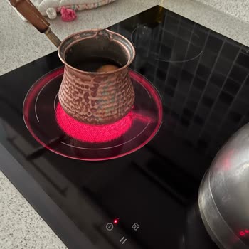 Electrolux Elektrikli Ocak 15 Günde Arızalanan Ürün