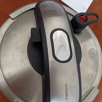 Korkmaz Mutfak Eşyaları Yeni Evlilikte Düdüklü Tencere Kabusu