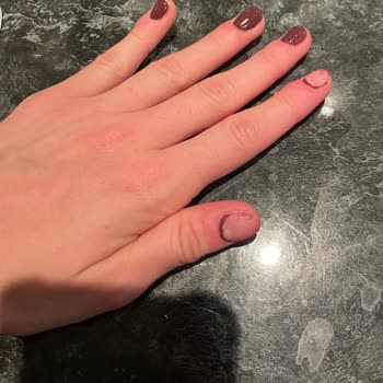 Missha Nail Lash Bar Kalıcı Oje Hüsranı: Ertesi Gün Sökülen Tırnaklar