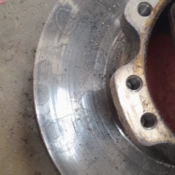 Isuzu E6D NPR3D Pişmanlıktır