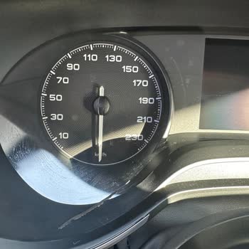 Fiat Göstergeden Çıkan Metal Parça