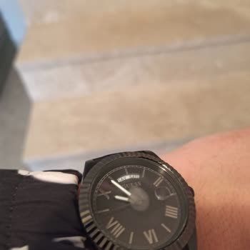 Guess Garantili Ürünü Kabul Etmiyor