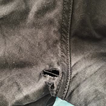 Mavi Black Pro Pantolon Problemi