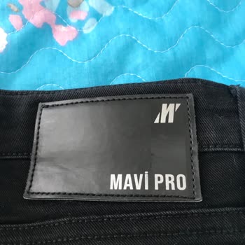 Mavi Black Pro Pantolon Problemi