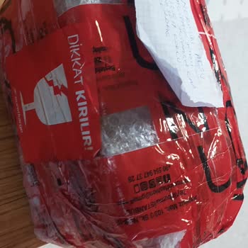 Sürat Kargo Kargo Firması Çalışanlarının Sorumsuzca Davranması