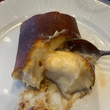 Pelit Kıllı Kazandibi, Ve Adam Dövecek Garsonları, Oruç Göndermesi