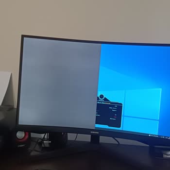 Samsung Odyssey G5 Monitör