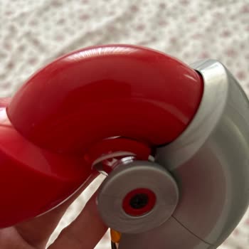 Dyson V12 Dik Süpürgenin Kalitesizliği