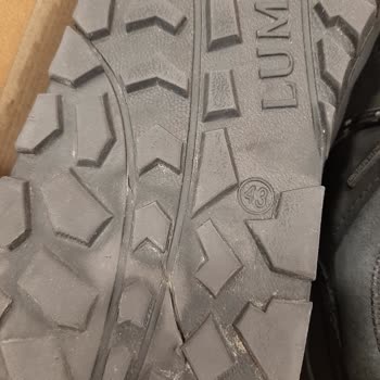 FLO Mağazasının Lumberjack Ayakkabının Arkasında Durmaması